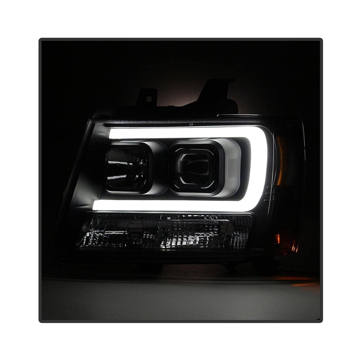 Black DRL LED Projector Headlights Y748