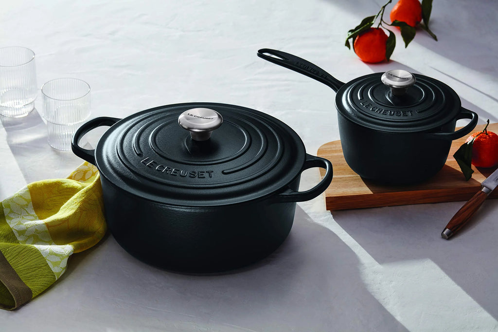 Enameled Cast Iron Round Dutch Oven, 7.25 qt., Licorice Y814820