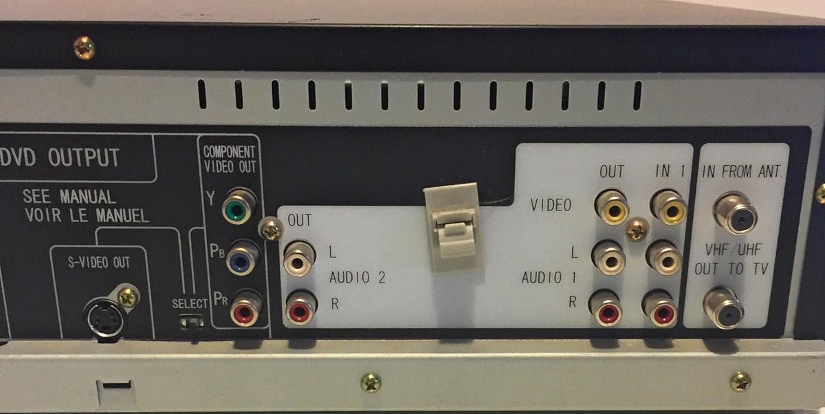 Black DVD-VCR Combo Y5965