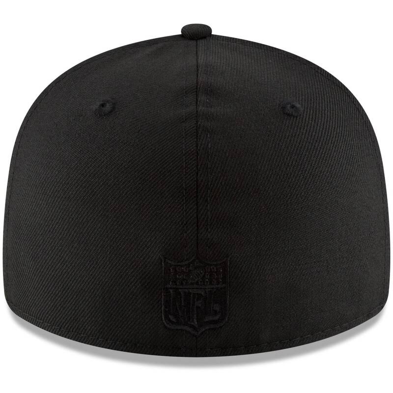 Black Fitted Hat W121