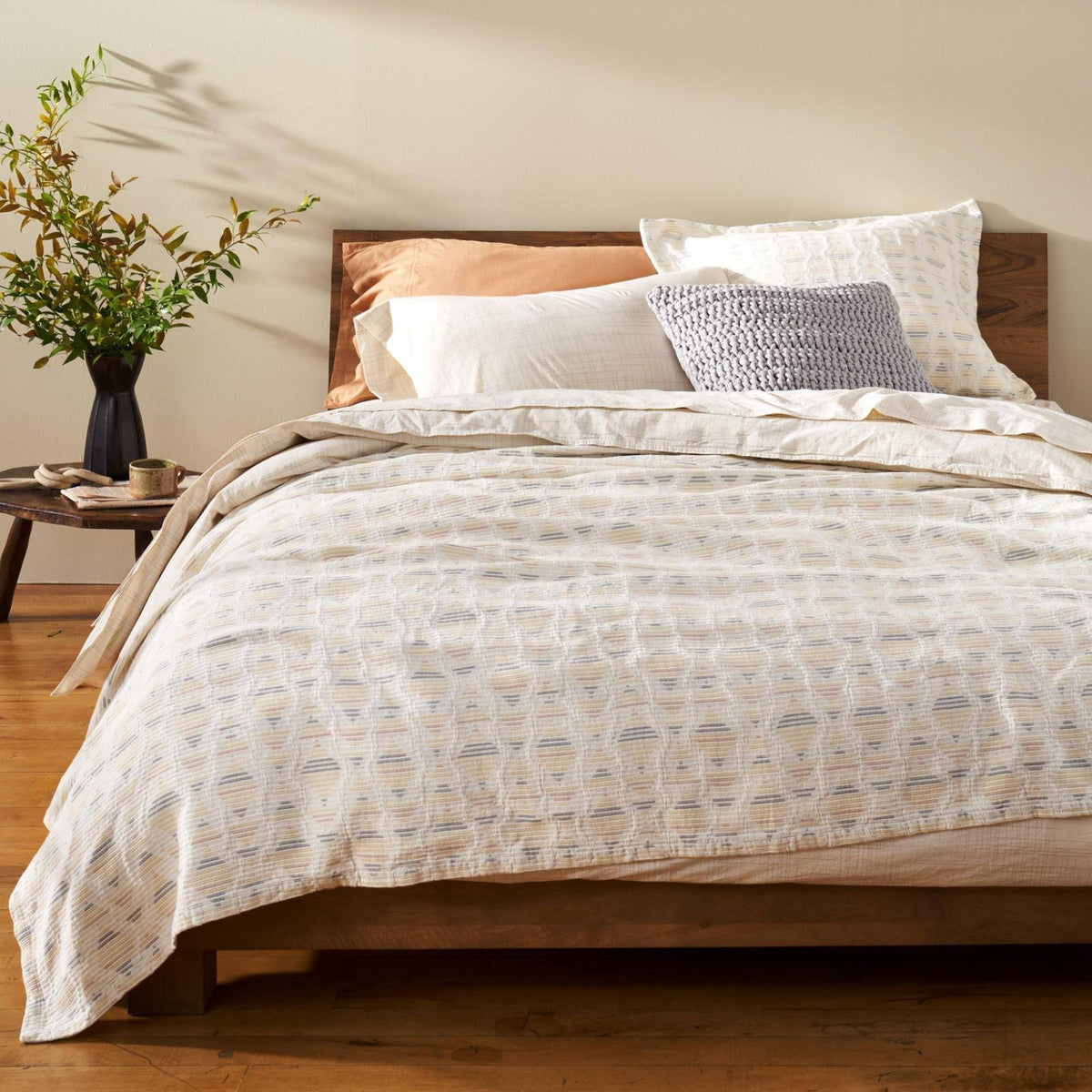 Organic Matelasse Throw J9276