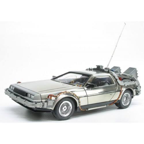 Time Machine Model Kit (1:25 Scale) Y27976