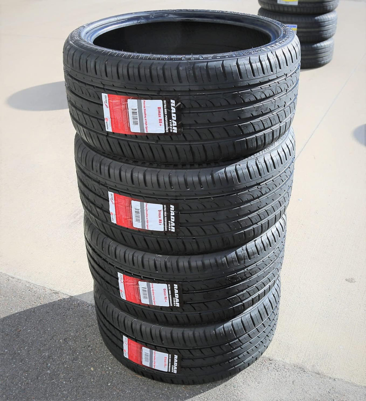 All-Season High Performance Radial Tire 225/35R18 87Y XL 4-Ply BSW D53443