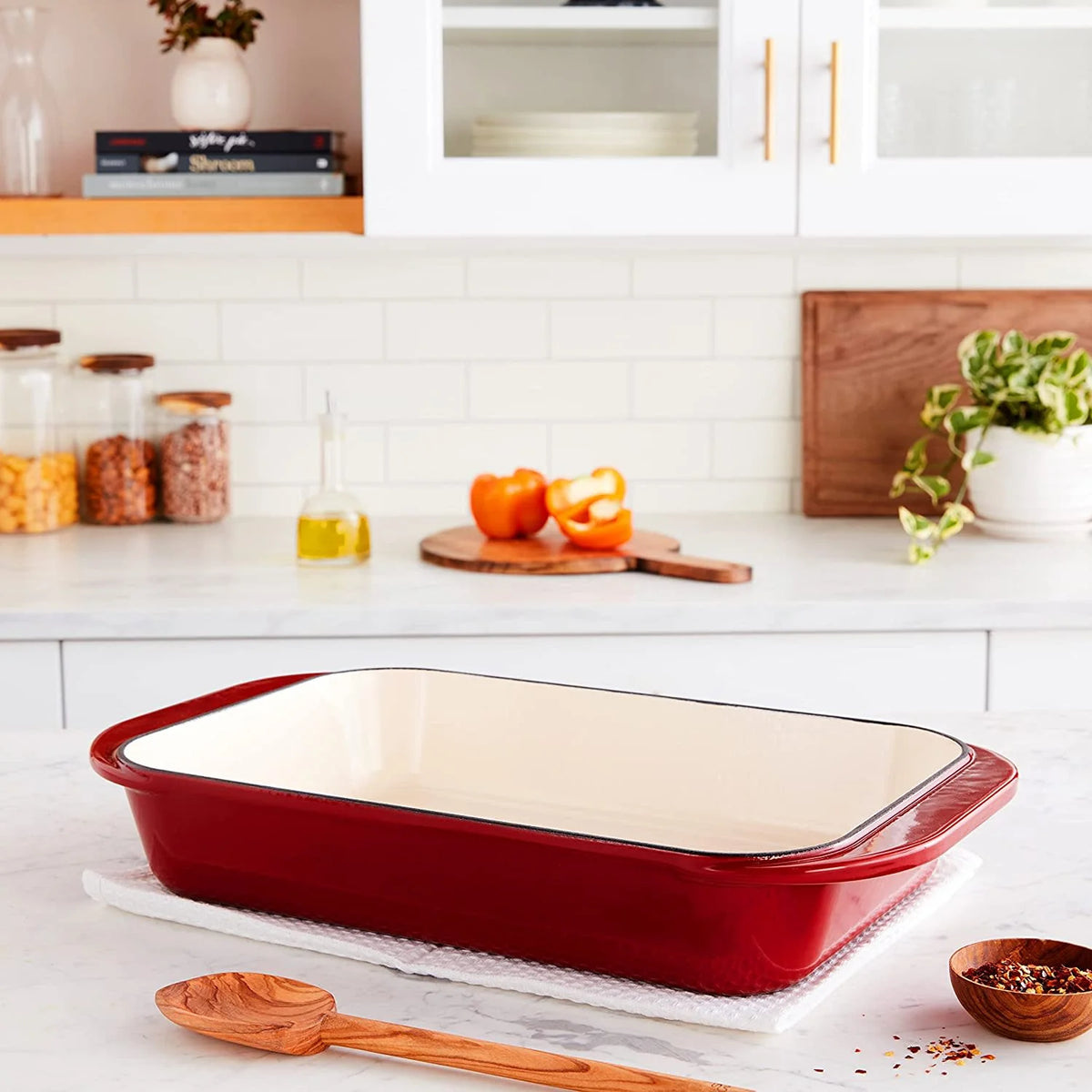 Cast Iron Roasting Lasagna Pan V426