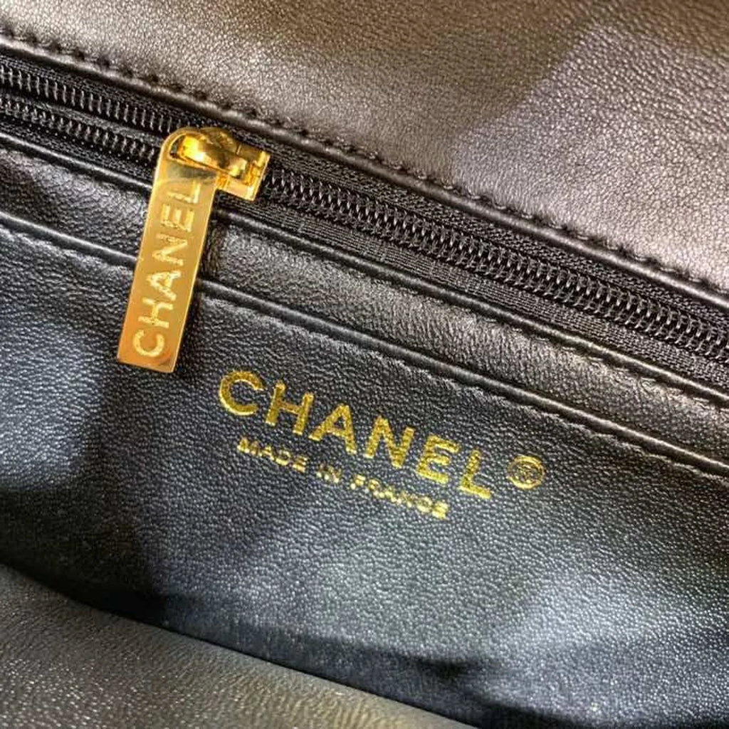 Black Shoulder And Crossbody Bag M97015