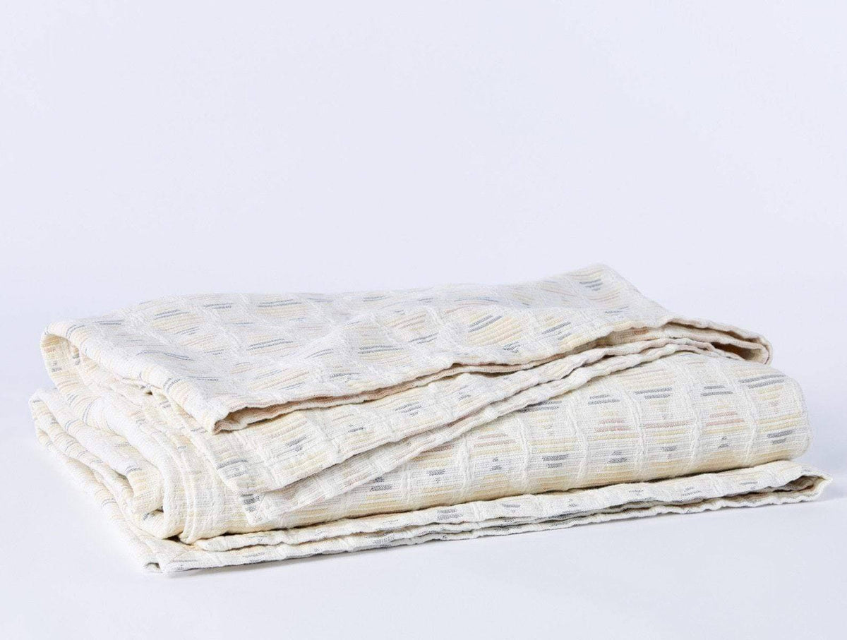 Organic Matelasse Throw J9276