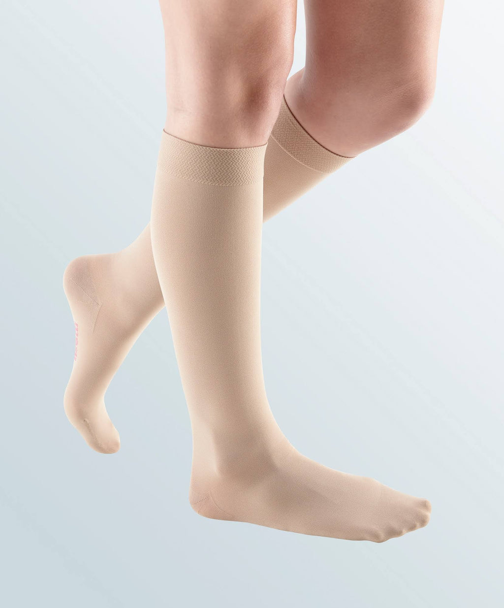 Natural 20-30 mmHg Knee High C675347