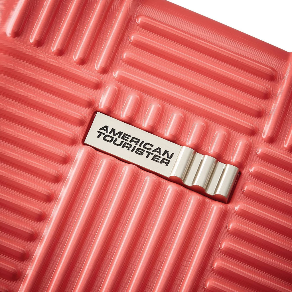 Checkered Hardside Spinner Suitcase X860