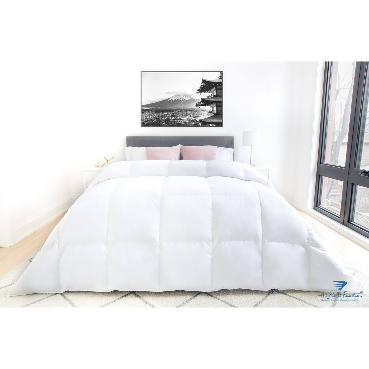 White Down Full Duvet Comforter with Corner Ties C395197