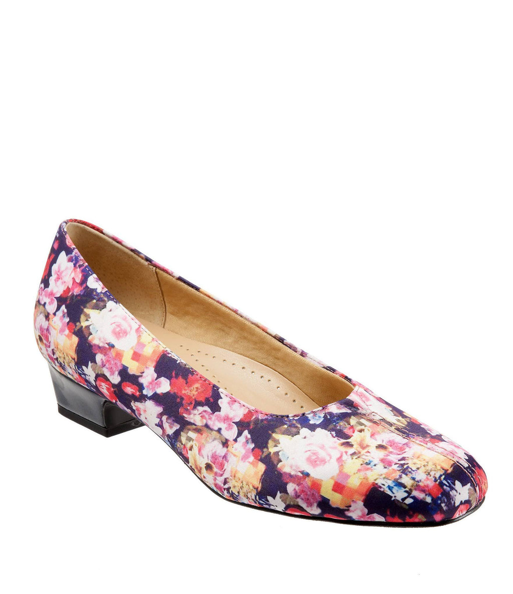 Leather Pumps, Size 10.5 Narrow, Wash Floral G69410