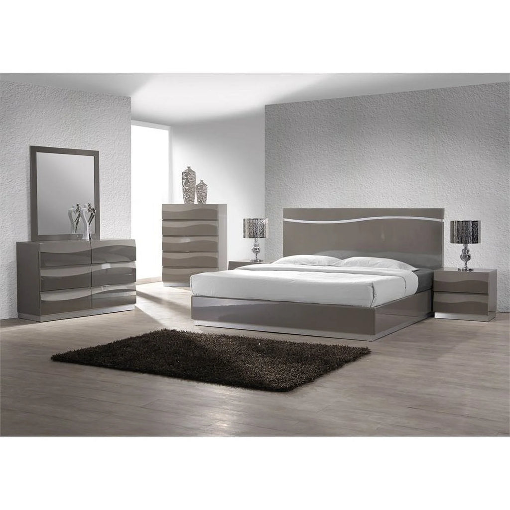 King Bedroom Set in Gloss Gray T69647