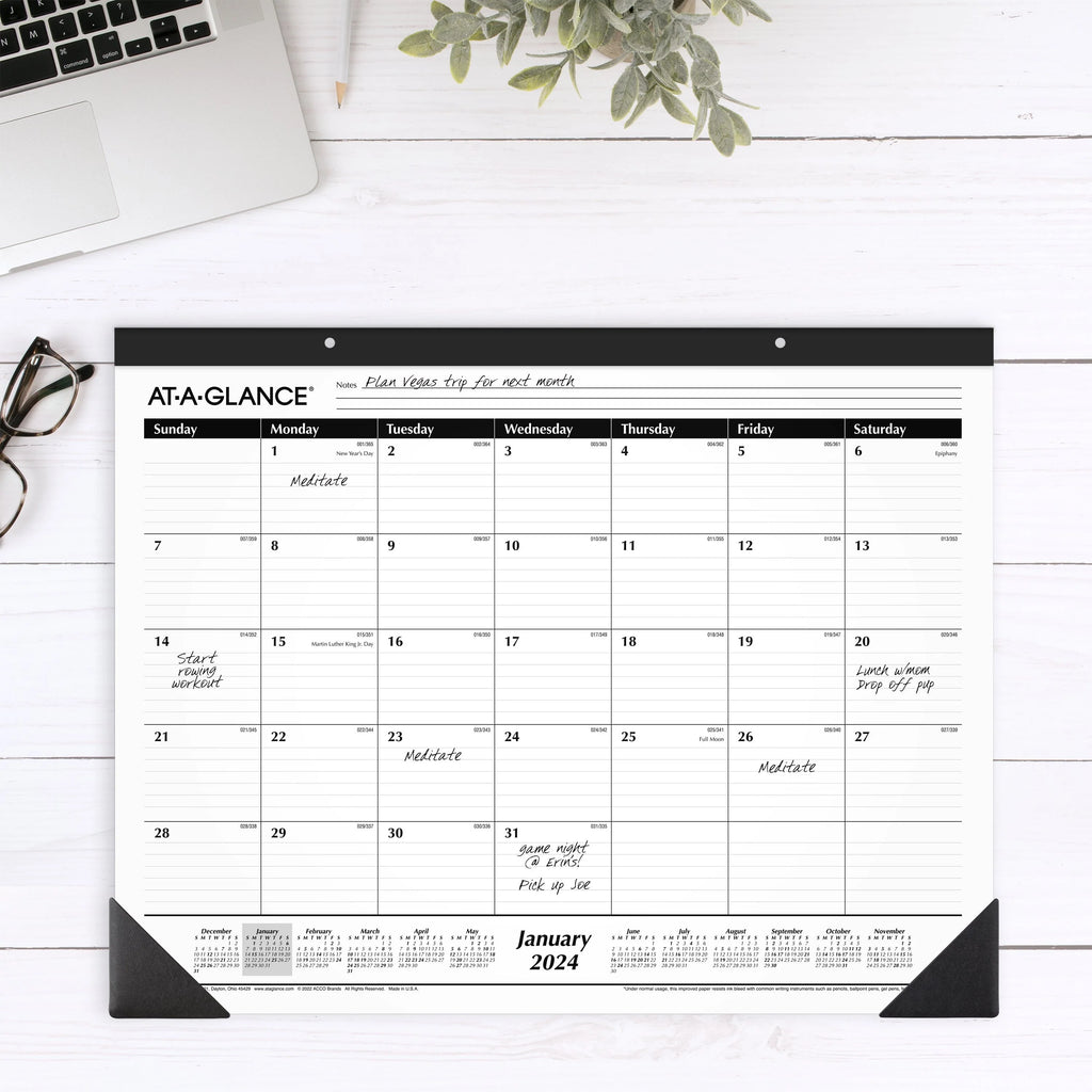 2024 Monthly Desk Pad Calendar 21 3/4 x 17 I36844