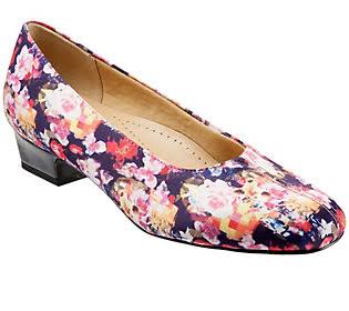 Leather Pumps, Size 10.5 Narrow, Wash Floral G69410